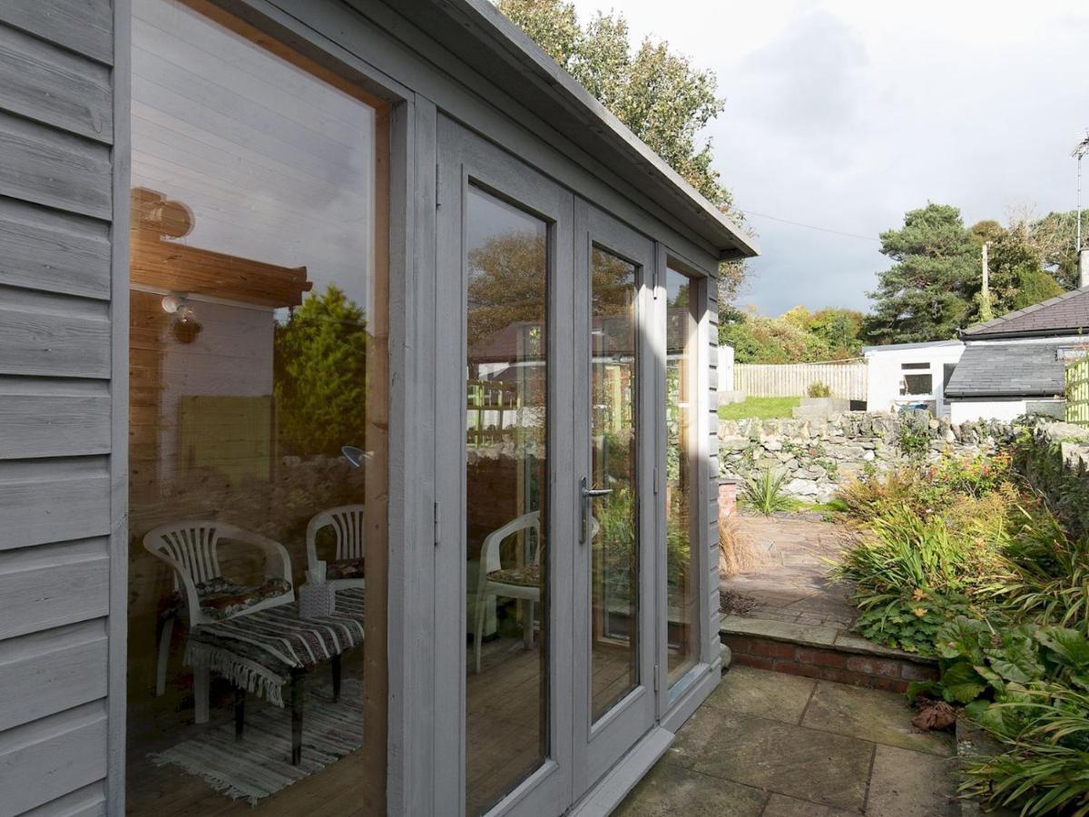 Pass The Keys Comfortable Stone Built Cottage In Menai Bridge Exteriör bild