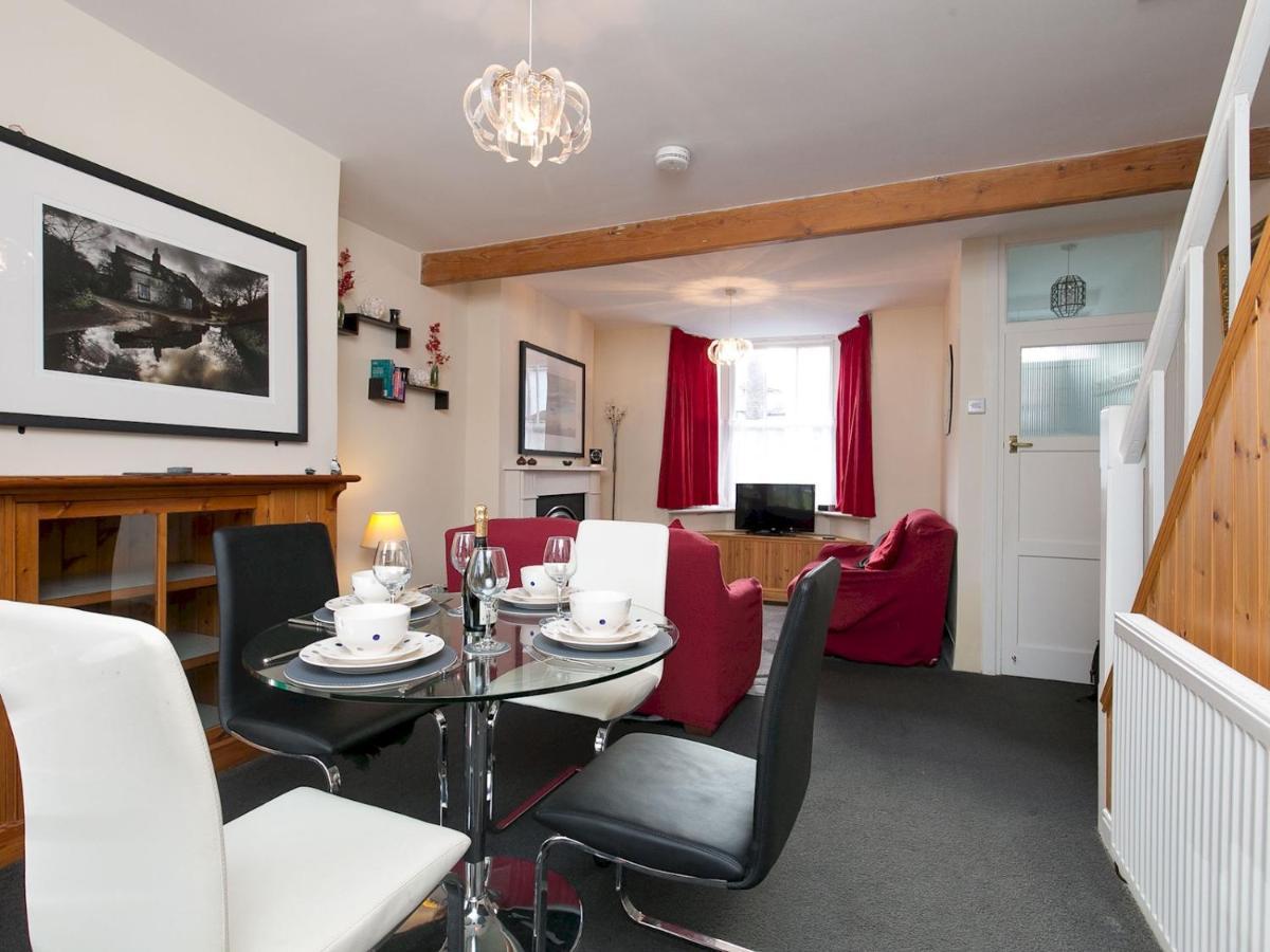 Pass The Keys Comfortable Stone Built Cottage In Menai Bridge Exteriör bild